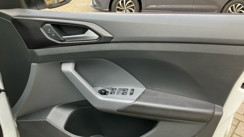 Volkswagen T-Cross 1.0 TSI 110 SE 5dr Petrol Estate